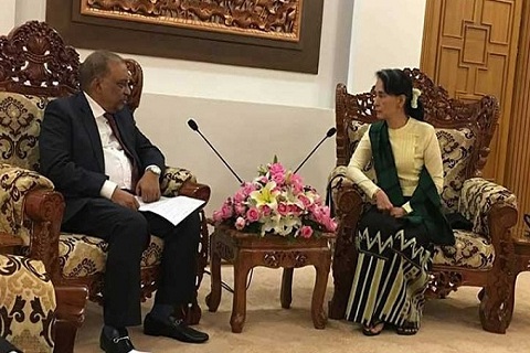 স্বরাষ্ট্রমন্ত্রীর সাথে সু চি`র বৈঠক, বাংলাদেশে আসার আমন্ত্রণ